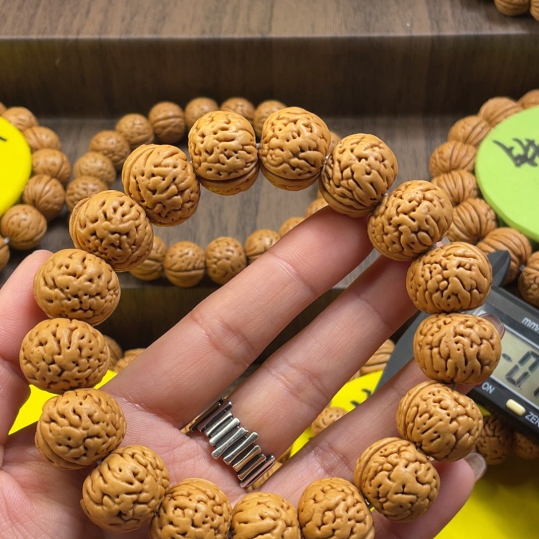 桃核手串王*五野生大肌肉