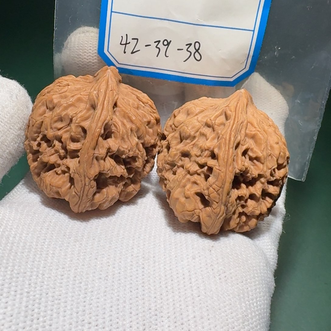 吊坠文玩核桃41号留疤s