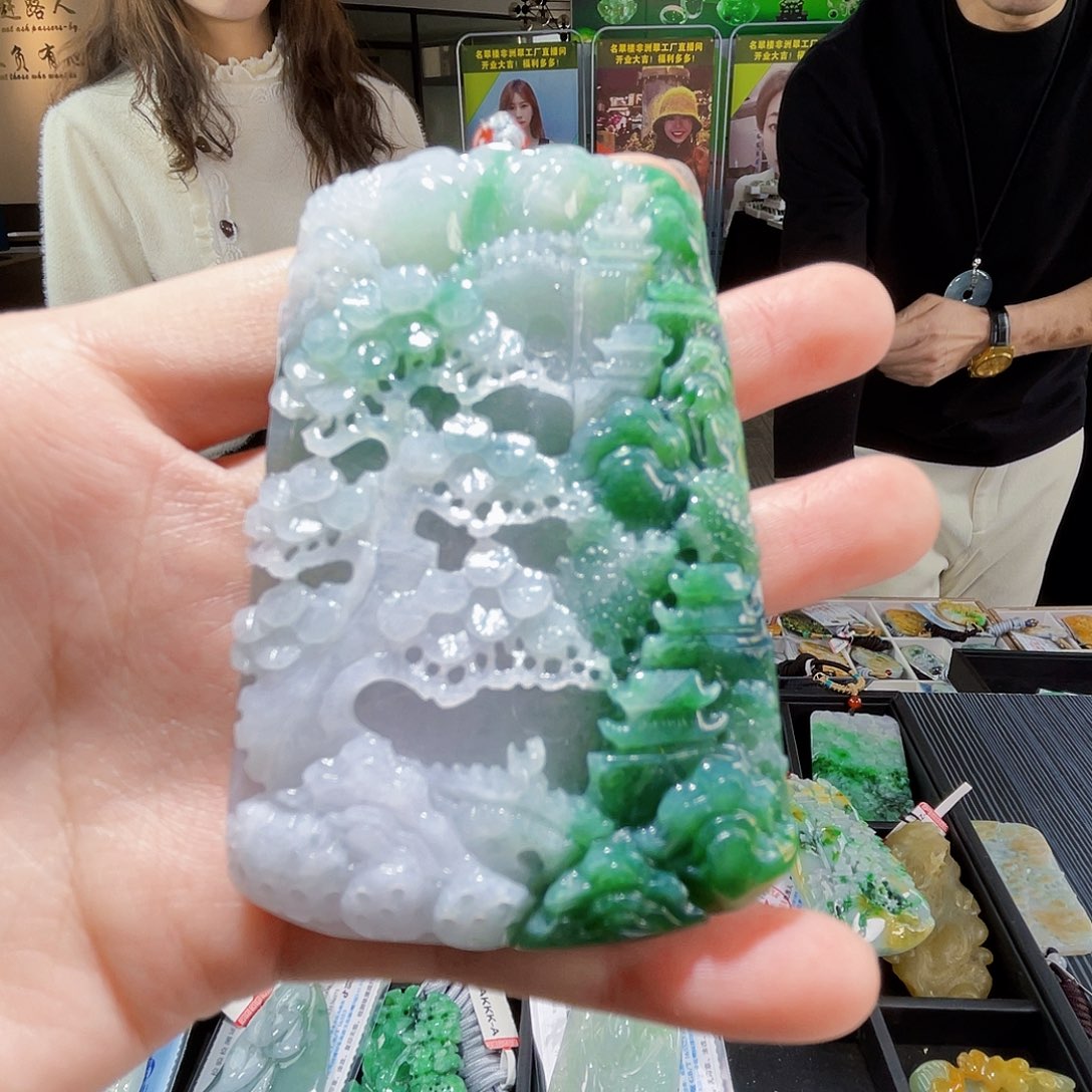 颈饰未镶嵌翡翠翡翠