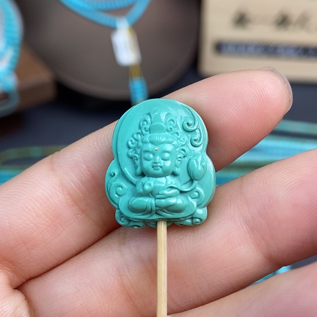 绿松石配饰未镶嵌