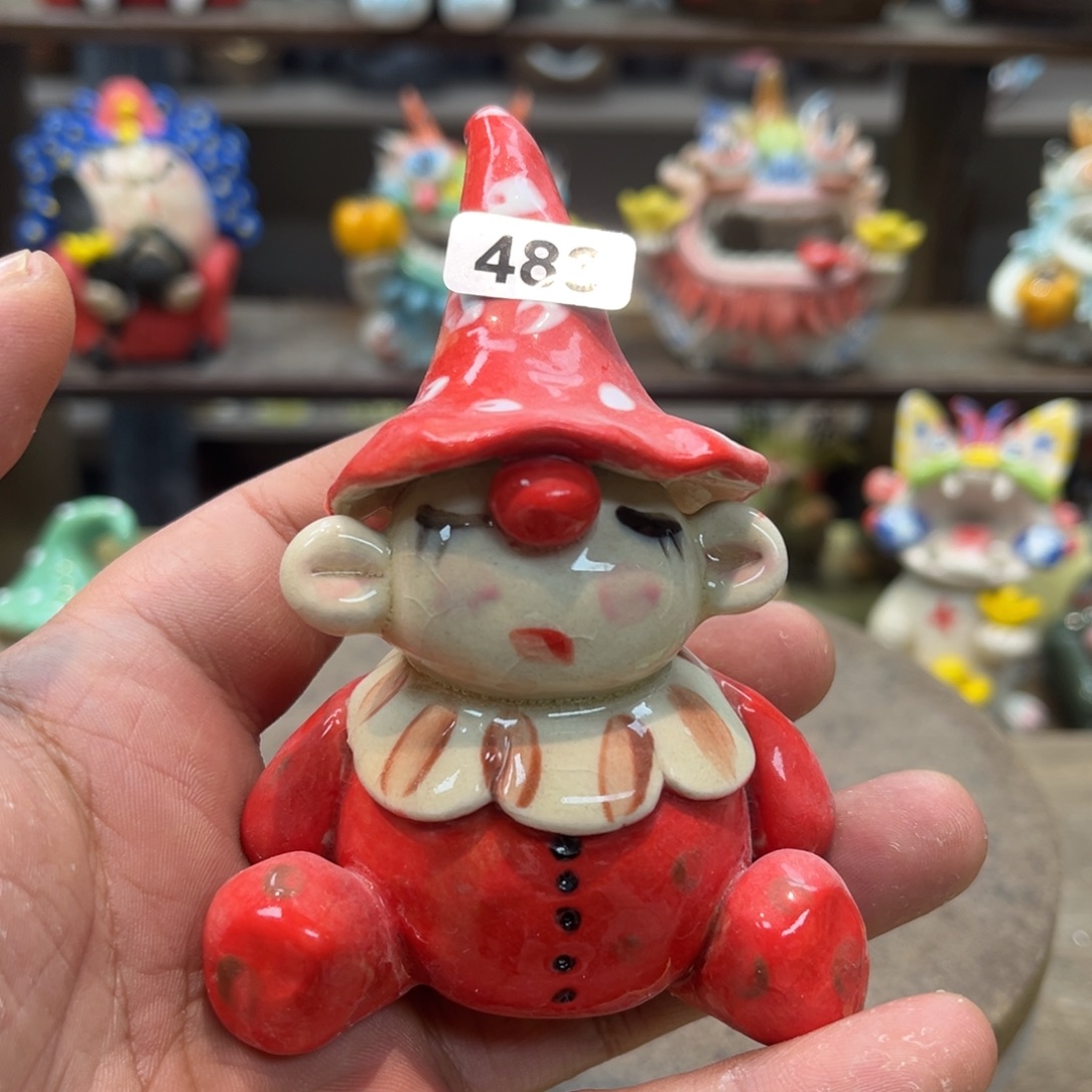 陶瓷纯手工抽象陶瓷摆件483