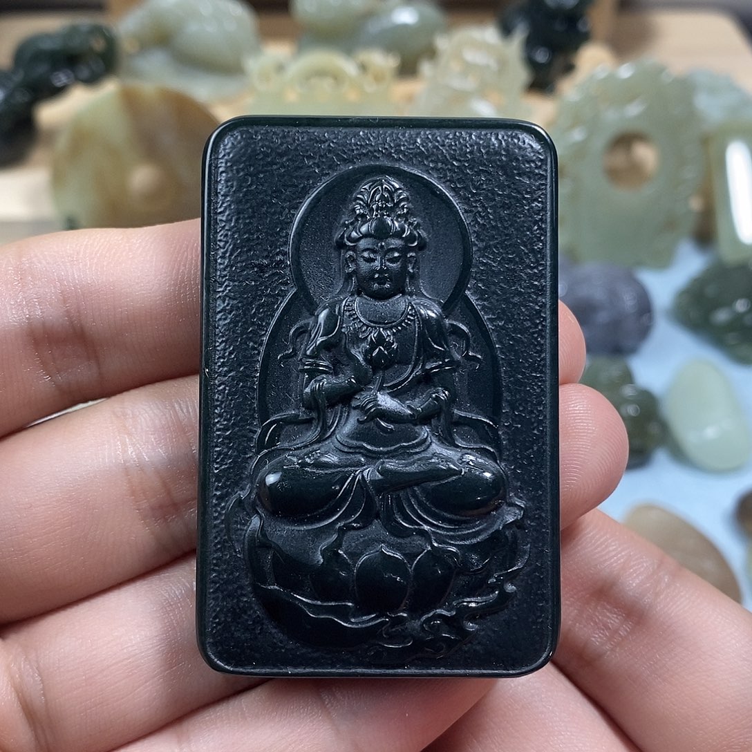 和田玉未镶嵌挂件