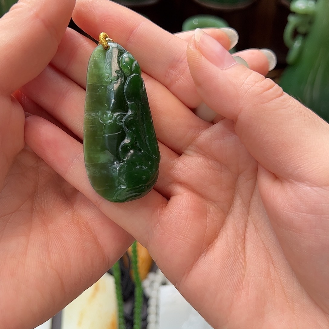 颈饰未镶嵌和田玉（糖玉）?***开