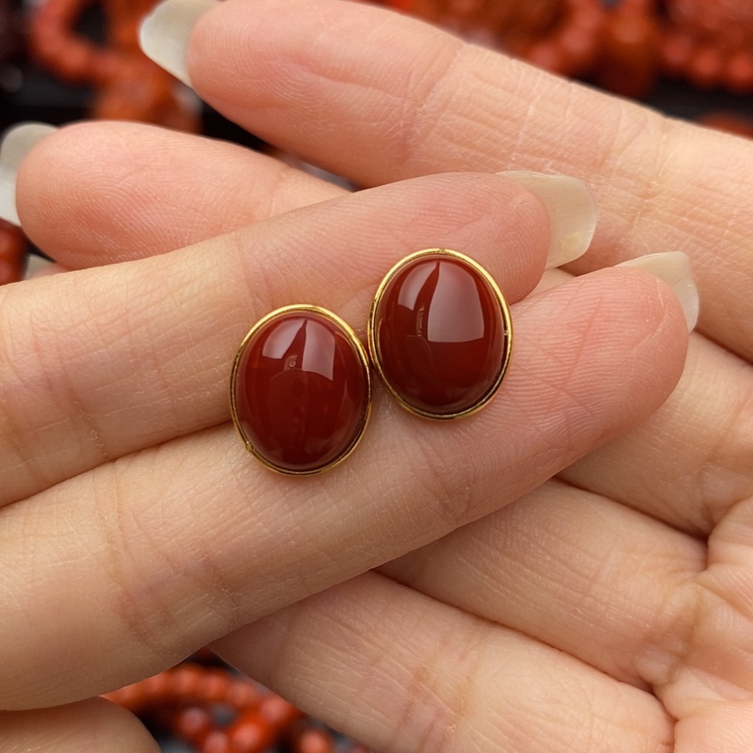 南红玛瑙四川凉山牛血红耳钉银S925镶嵌