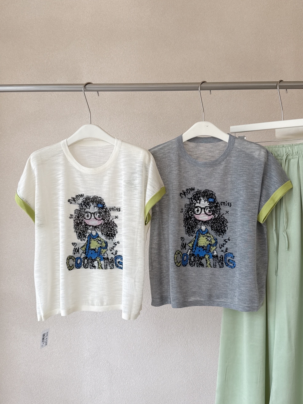 Z.X 小女孩织物撞色拼接卷边落肩袖针织衫  9951（C3）