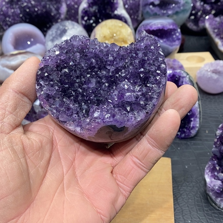 小***子大型摆件（非配饰）未镶嵌紫晶