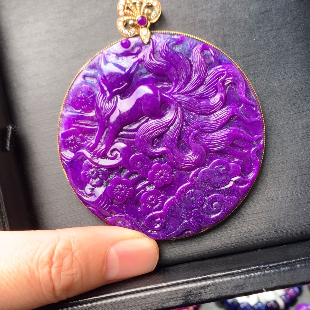 苏纪石（舒俱来）18K金镶嵌圆牌