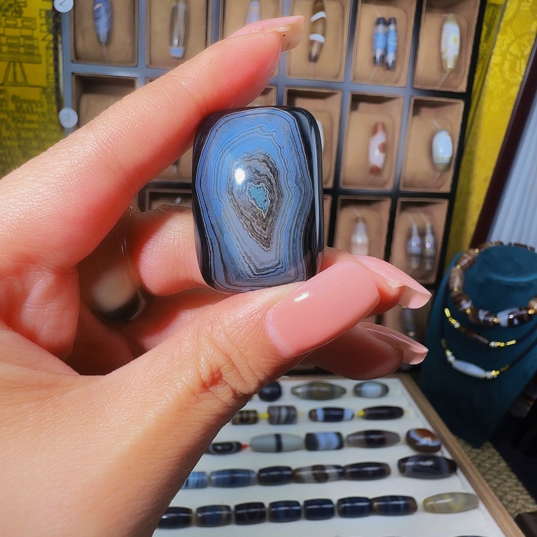 合金颈饰玛瑙/玉髓大****扬