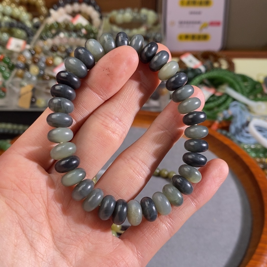 和田玉手链未镶嵌