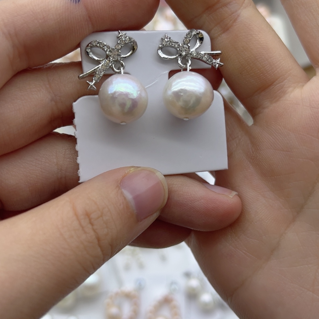 颈饰淡水珍珠未镶嵌