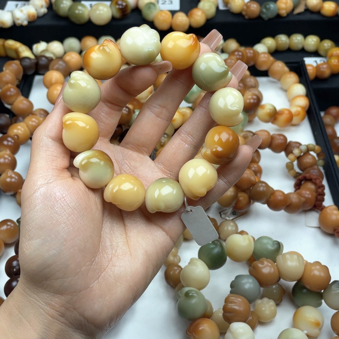 白玉菩提手串微瑕21