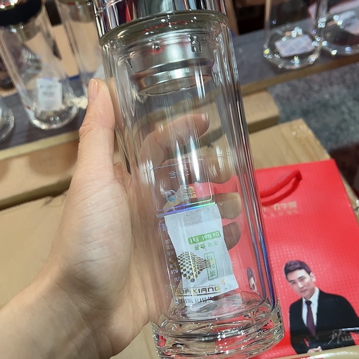 华象玻璃杯微瑕064-5微瑕