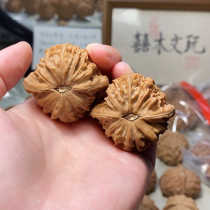爆****吊坠文玩核桃1111111111111