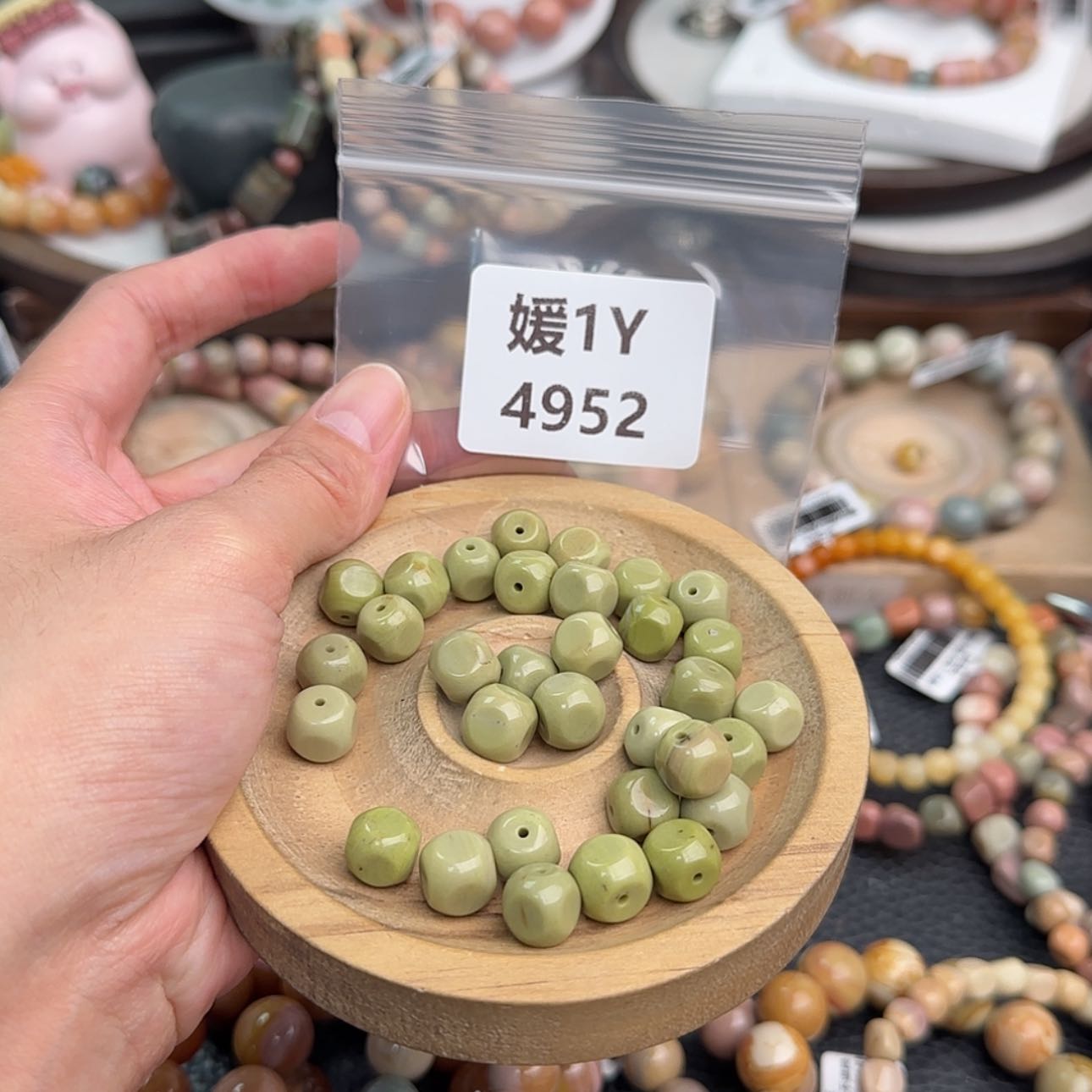 【闪购商品】未镶嵌手链石英质玉胖**了