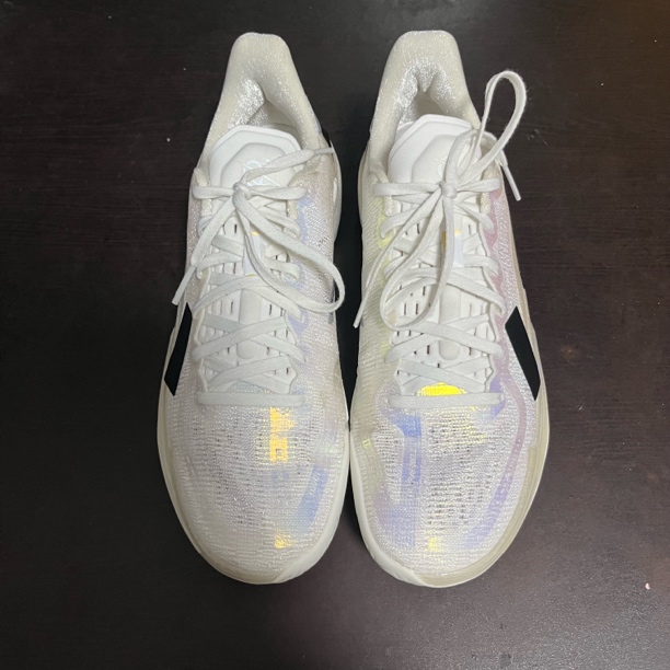 伽马白色 43.5码无配盒 正品篮球鞋