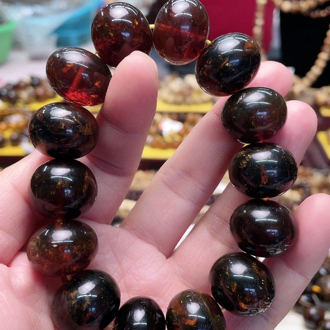 琥珀裸石未镶嵌二十