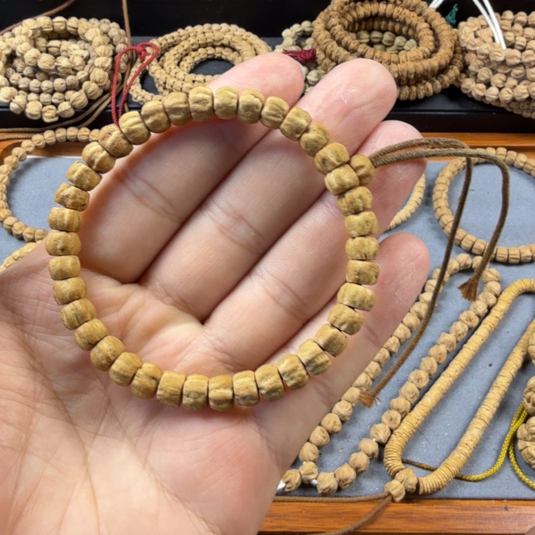 柏香籽/百香籽吊坠1