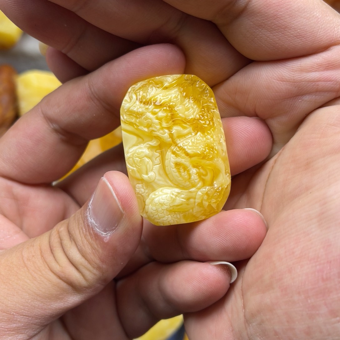 蜜蜡裸石未镶嵌@****～龙牌