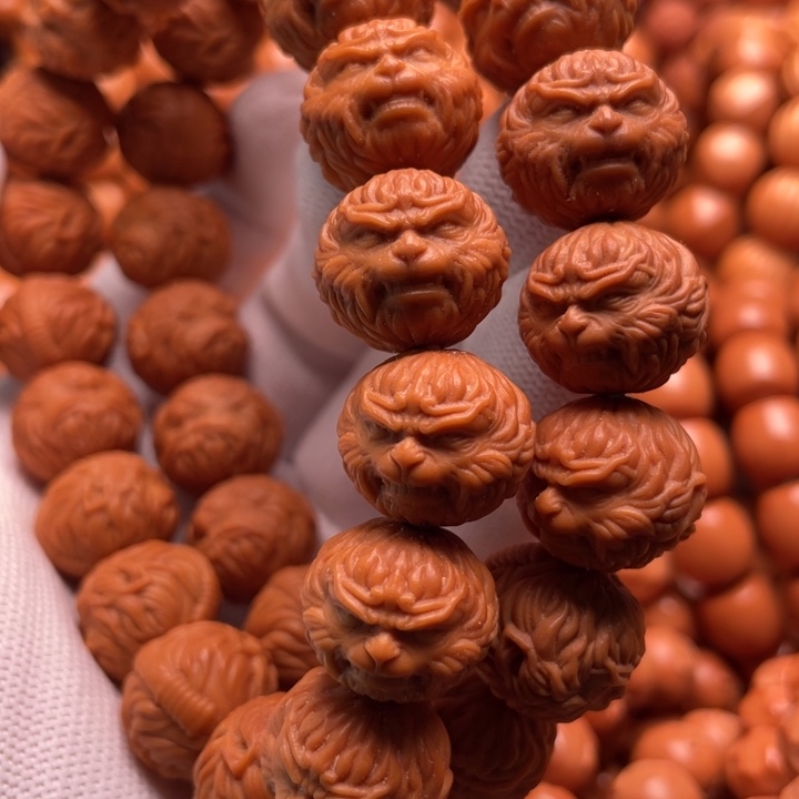 猴头核桃吊坠我**军斗战胜佛