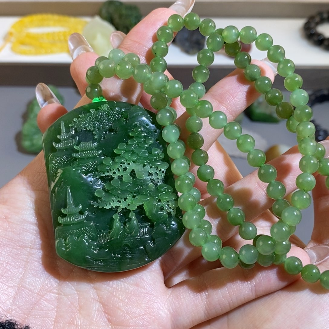 和田玉颈饰未镶嵌