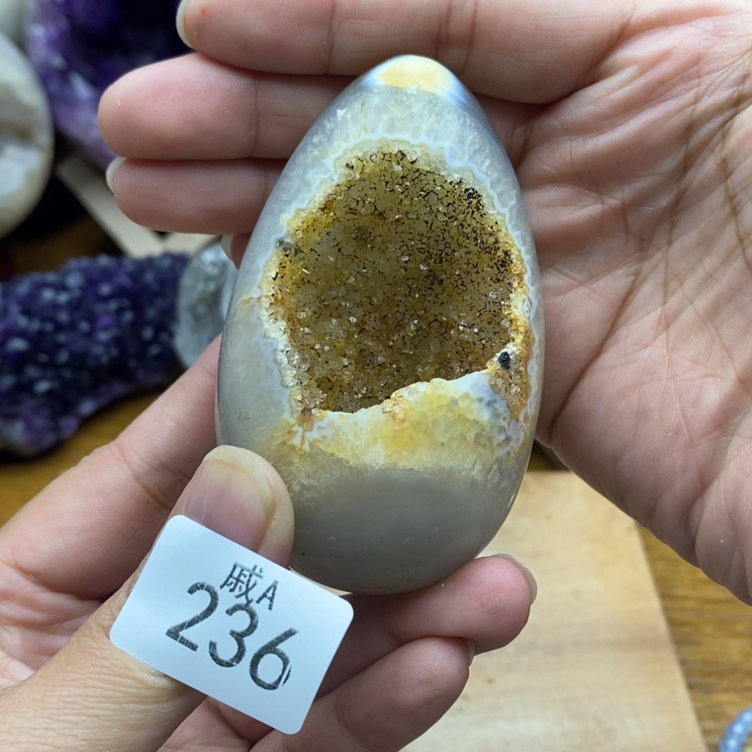 水晶未镶嵌大型摆件（非配饰）