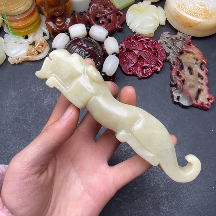 白玉菩提吊坠摆件