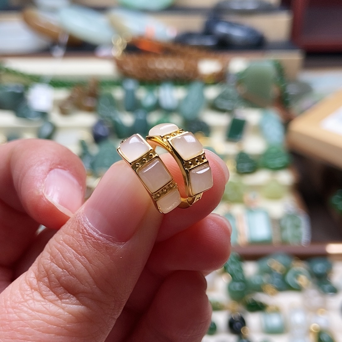 银S925镶嵌和田玉耳饰