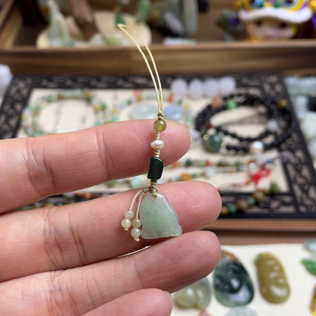 翡翠挂件未镶嵌手机挂件