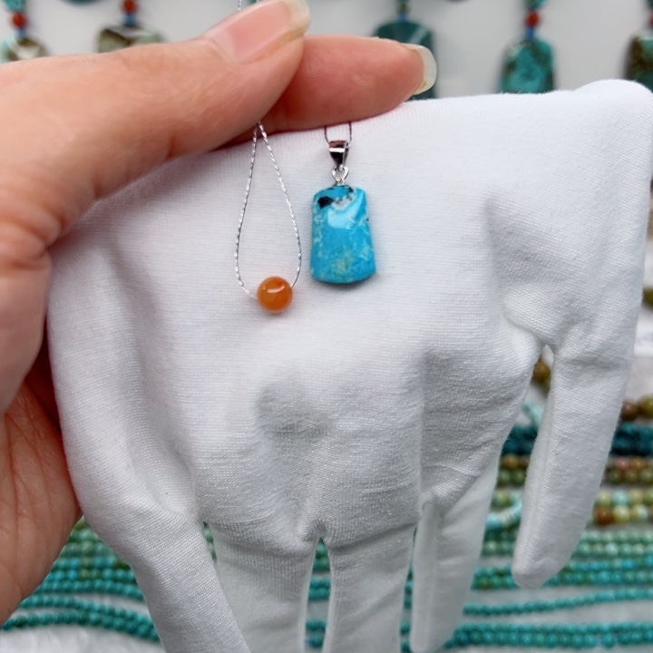 南红玛瑙颈饰未镶嵌