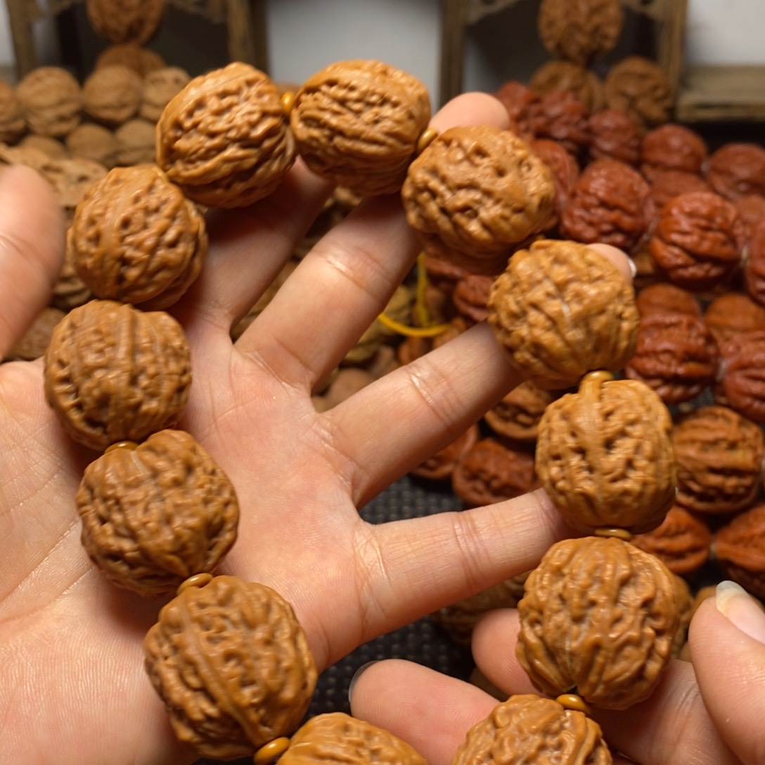 手串文玩核桃异形手持