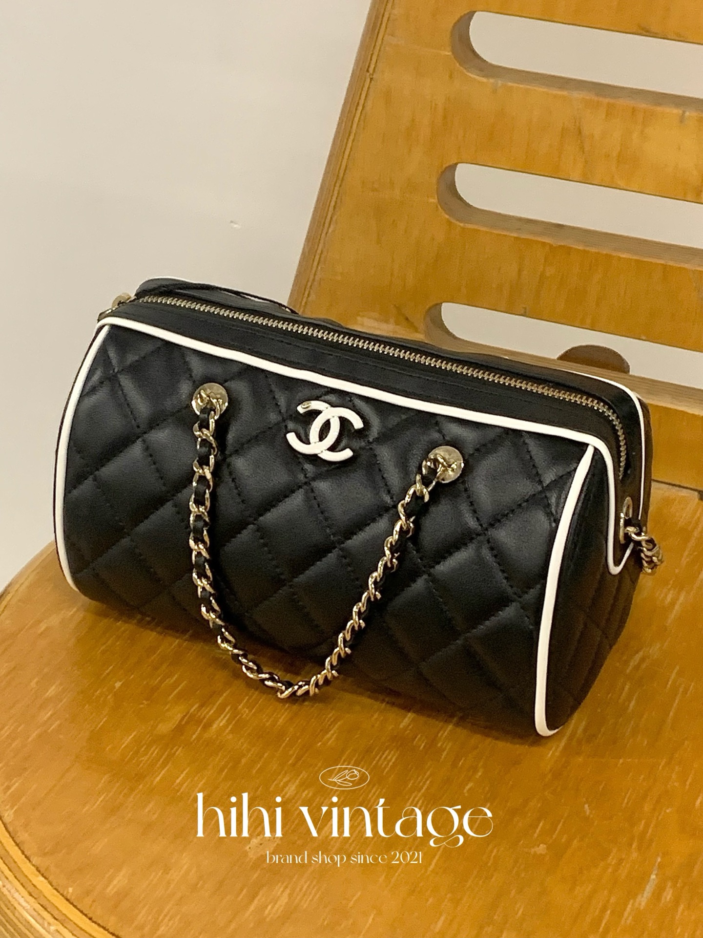 99新 Chanel/香奈儿 25P黑白双C珐琅扣羊皮手提单肩保龄球JL