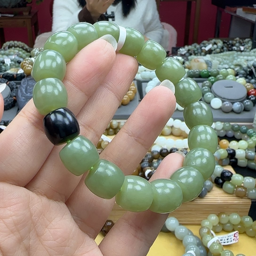 和田玉手链未镶嵌