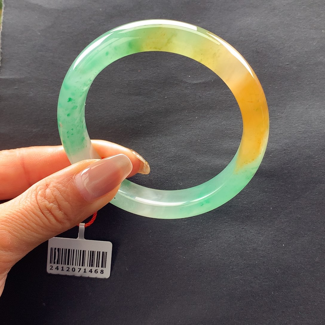 【闪购商品】石英质玉手镯未镶嵌