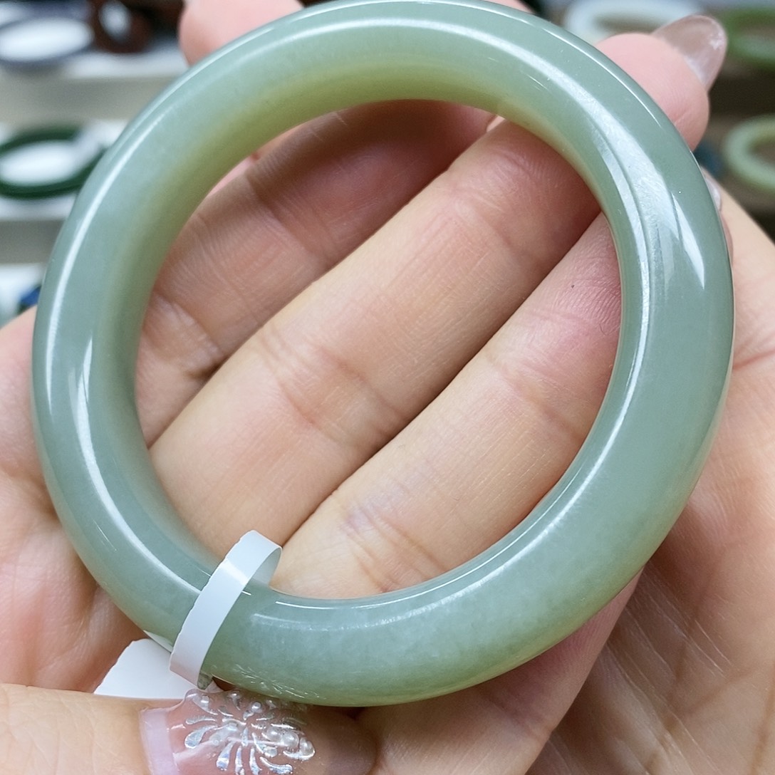 【闪购商品】和田玉手镯未镶嵌和田玉且末蓝奶蓝