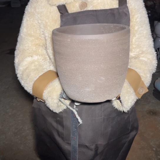 红陶口22高21瑕疵