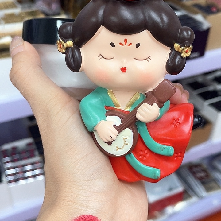 瓷片香奶奶粉散陶瓷娃娃