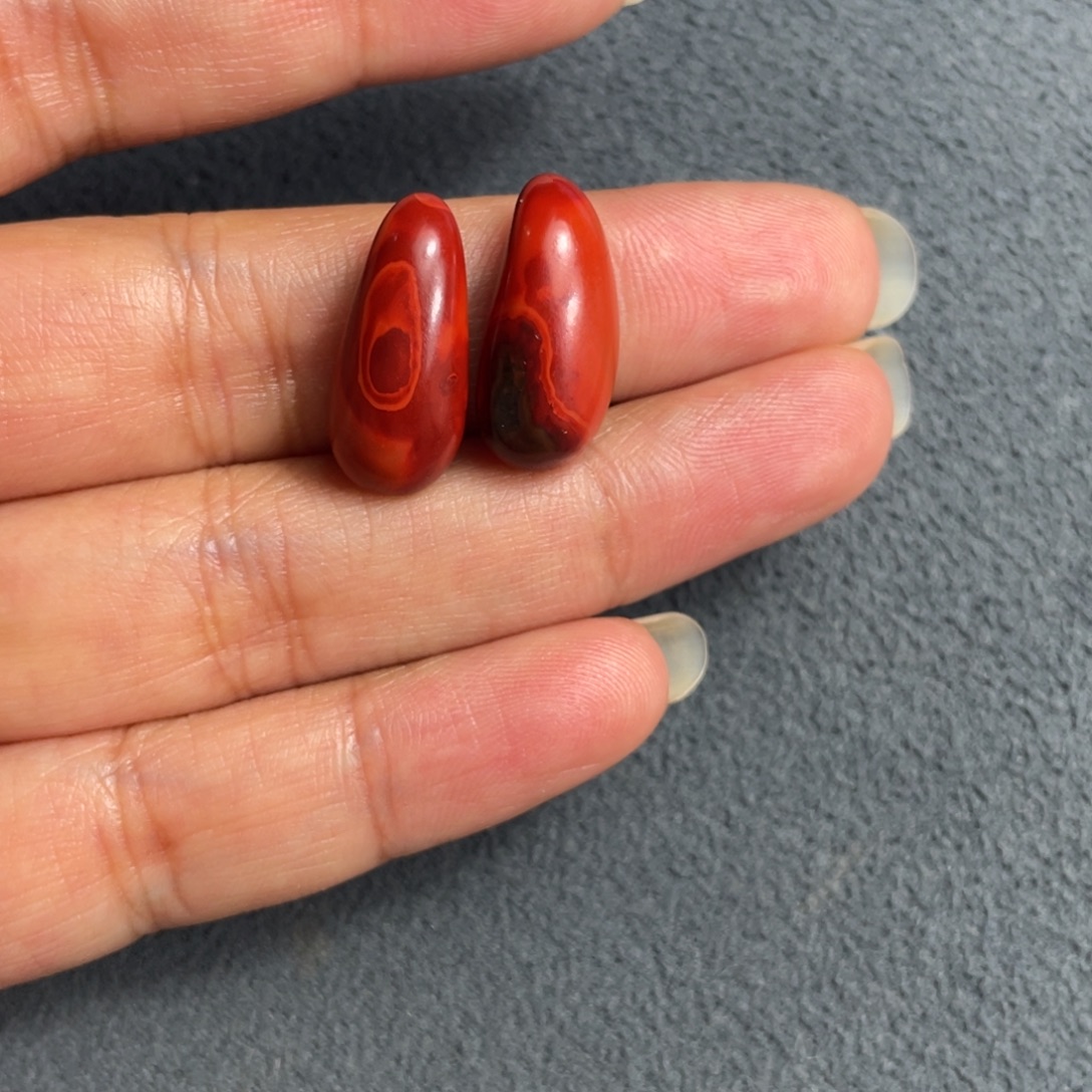 不***遮南红玛瑙未镶嵌颈饰