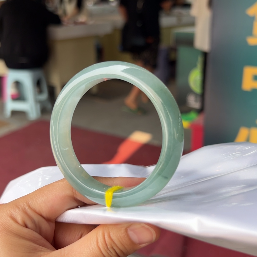 翡翠未镶嵌手镯天然缅甸翡翠手镯