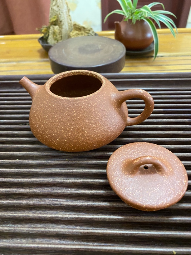 原矿黄龙山手磨料红降坡，小石瓢180cc