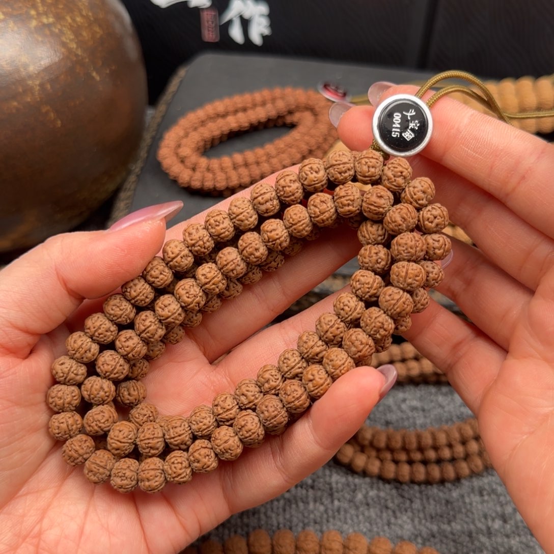 锦***业吊坠金刚菩提原生态