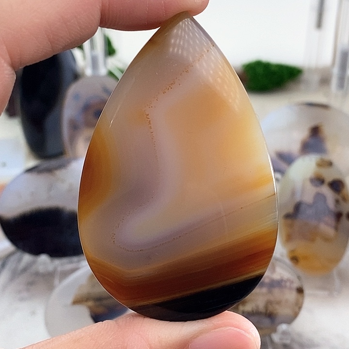 玛瑙/玉髓颈饰未镶嵌