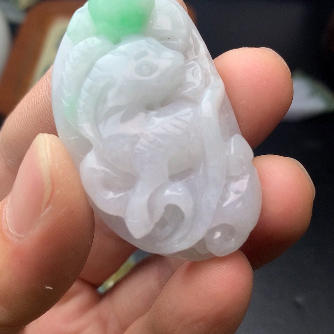 翡翠未镶嵌颈饰翡翠首饰和翡翠珠宝