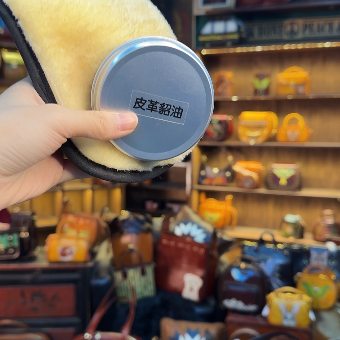 *****黄牛剖层皮革貂油