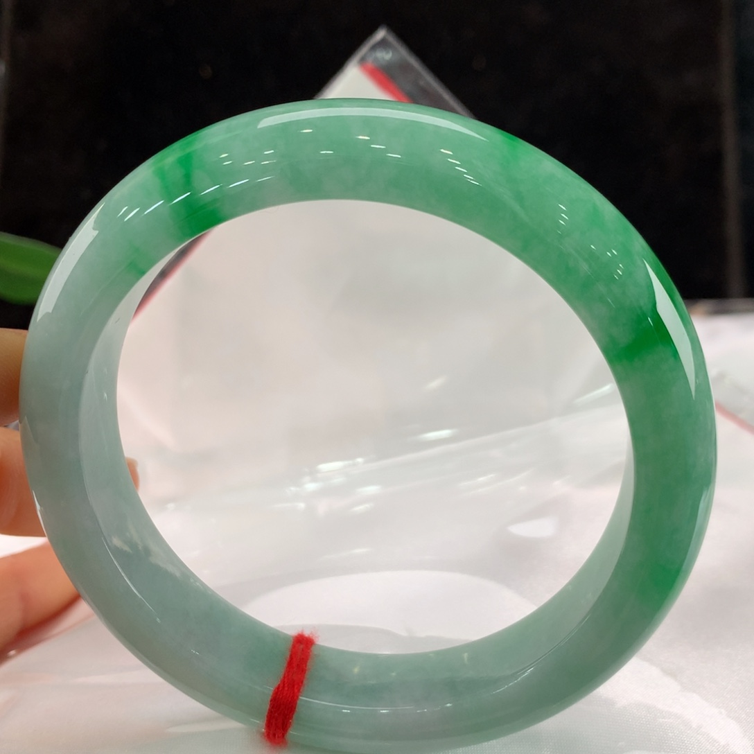 翡翠手镯未镶嵌111-0006