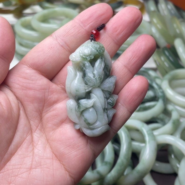 未镶嵌透闪石-蛇纹石玉手镯