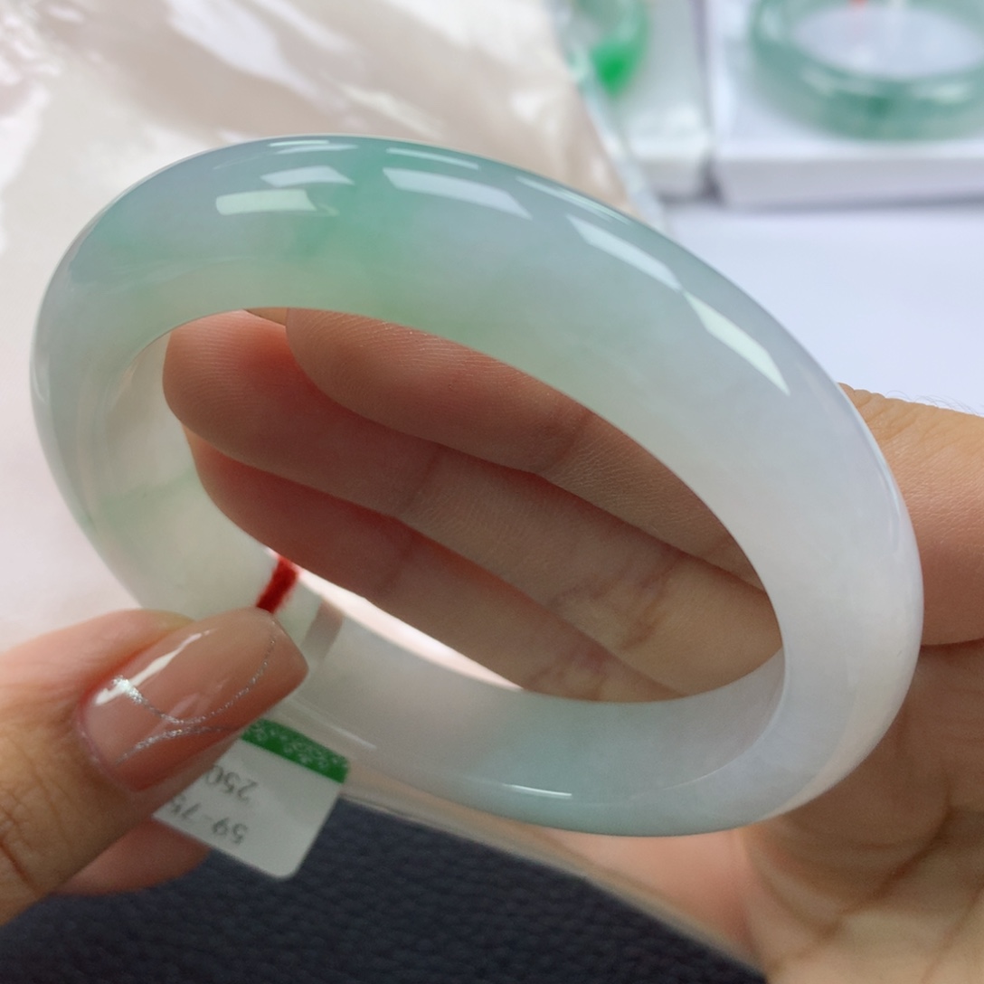 翡翠手镯未镶嵌缅甸天然翡翠手镯59正