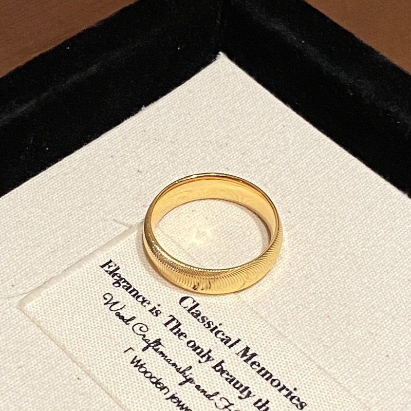 铜合金戒指 金色亮面复古高级戒指A2857