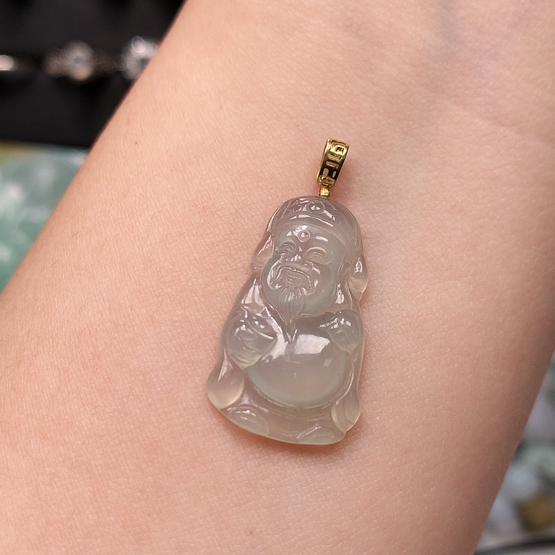 翡翠18K金镶嵌颈饰財爷