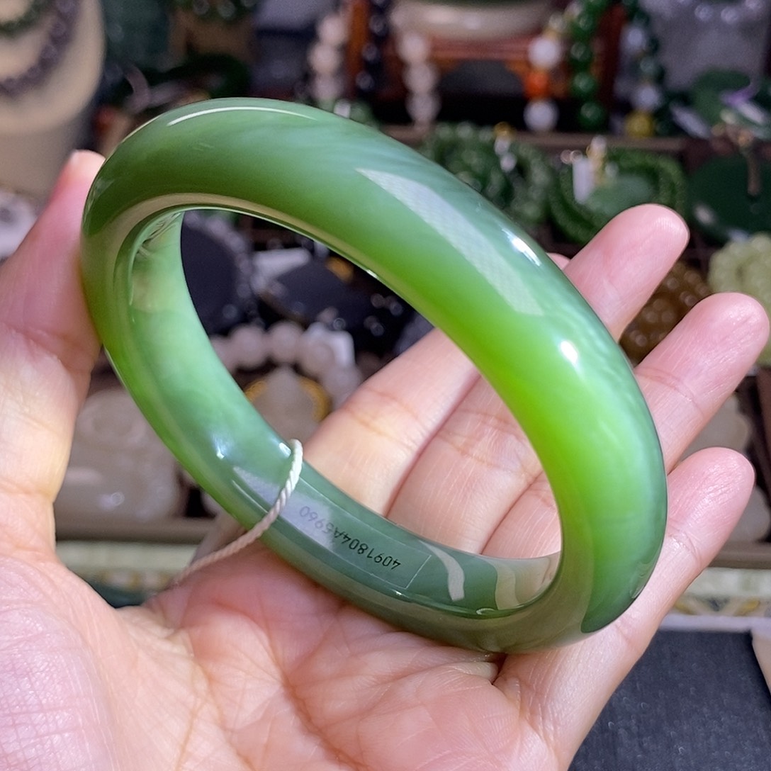 和田玉59 碧玉猫眼手镯天花板收藏老料未镶嵌
