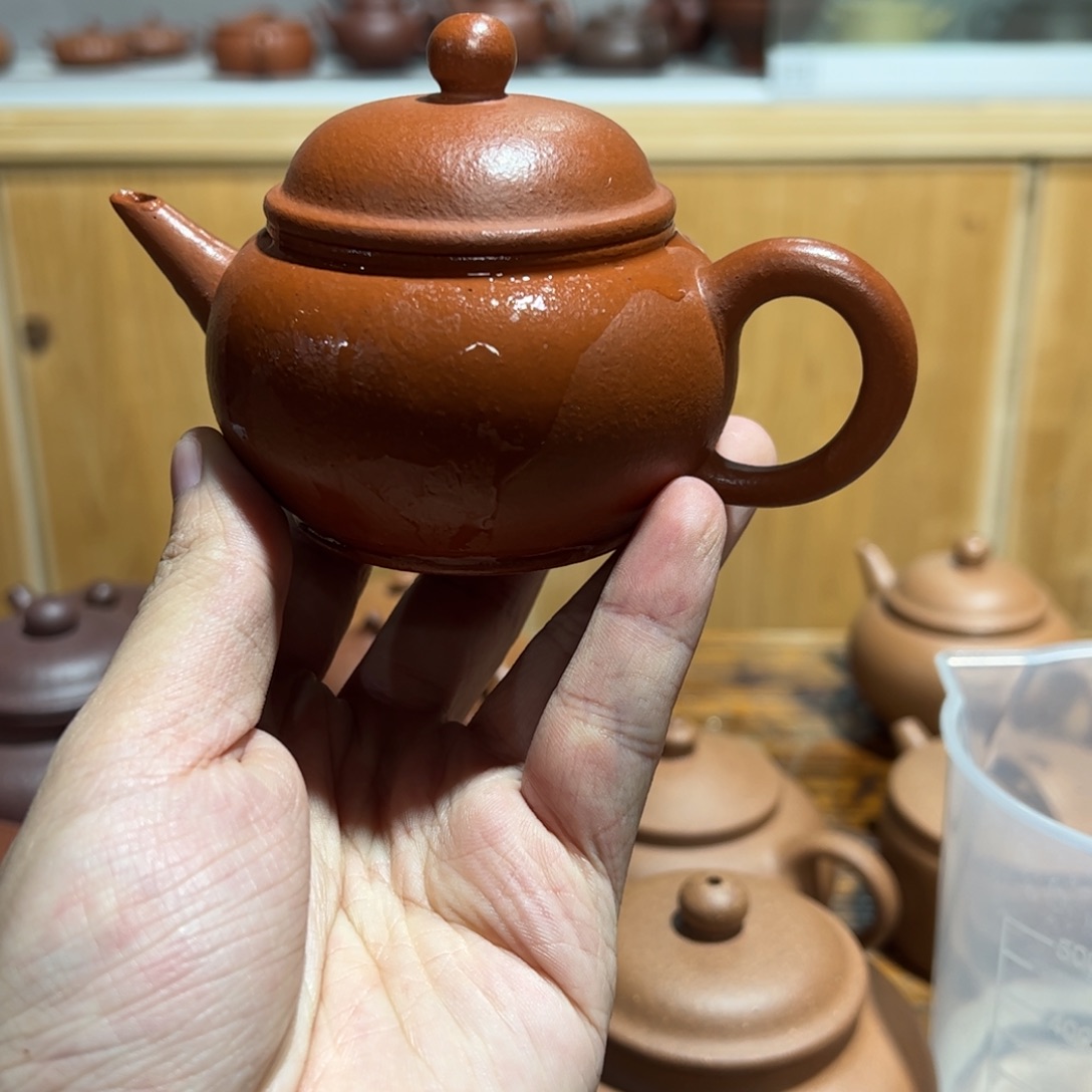 紫砂茶壶足****助…………………………………………………